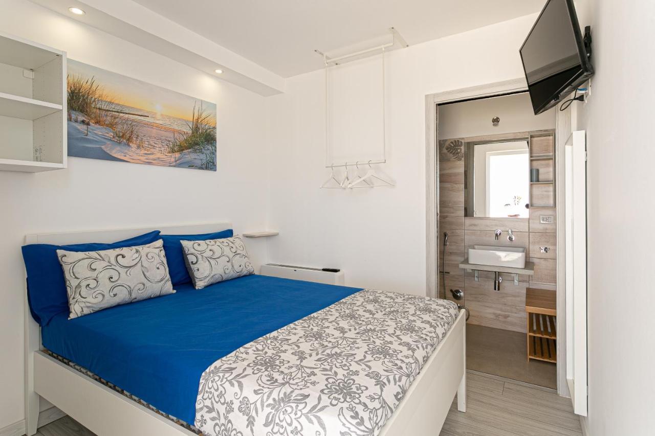 Resort Almaredamarra Con Piscina E Idromassaggio Sul Mare Torre San Giovanni Ugento Dış mekan fotoğraf