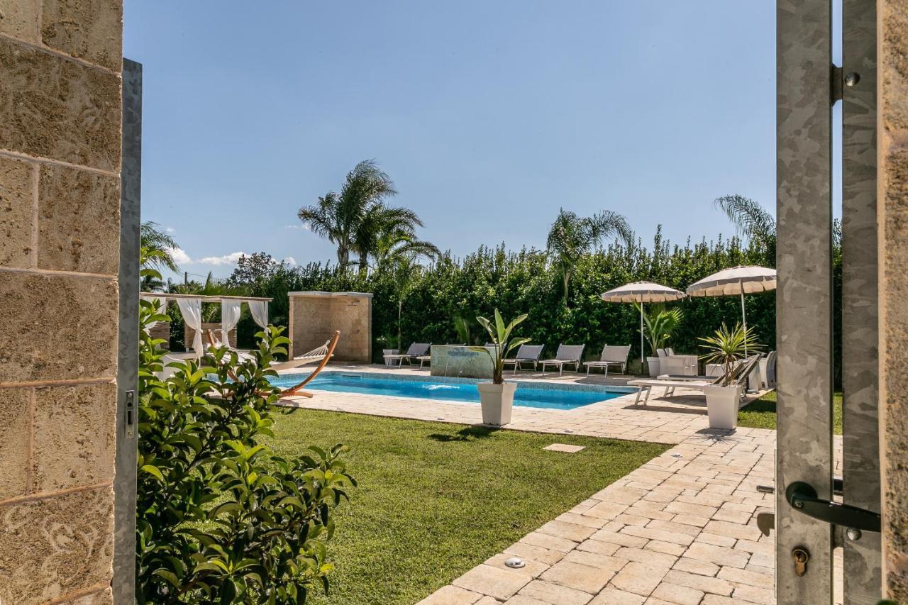 Resort Almaredamarra Con Piscina E Idromassaggio Sul Mare Torre San Giovanni Ugento Dış mekan fotoğraf