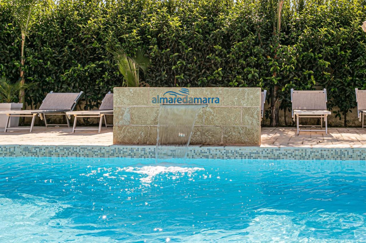 Resort Almaredamarra Con Piscina E Idromassaggio Sul Mare Torre San Giovanni Ugento Dış mekan fotoğraf